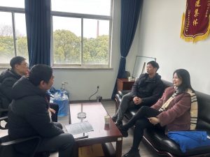 南昌縣小藍經(jīng)開區(qū)科技創(chuàng)新服務中心赴江西制藥宣導惠企政策