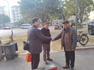 江西制藥開展離退休老干部、軍轉干部  走訪慰問活動