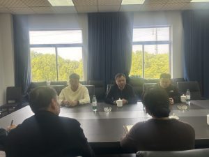 南昌縣小藍經(jīng)開區(qū)黨工委委員、管委會副主任吳志強一行領導蒞臨江西制藥      考察調研